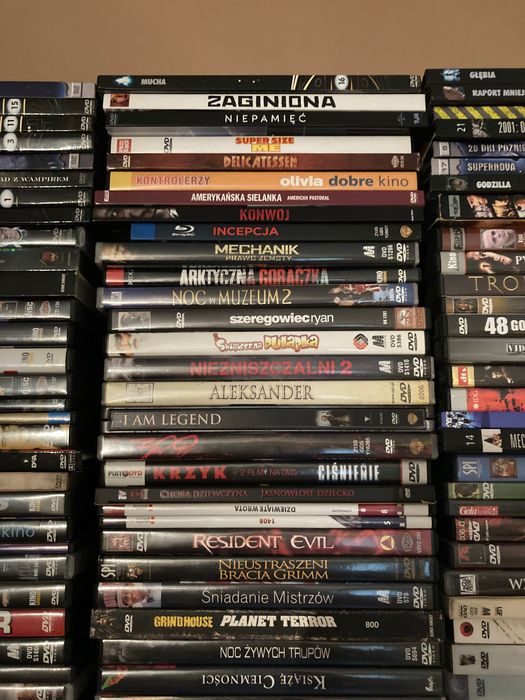 Kolekcja różnych filmów