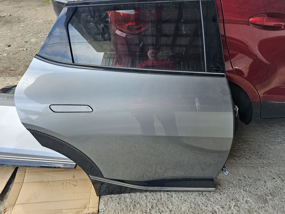 Двері праві KIA EV6