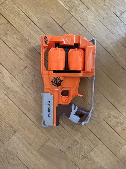Nerf Zombie Strike FlipFury blaster
