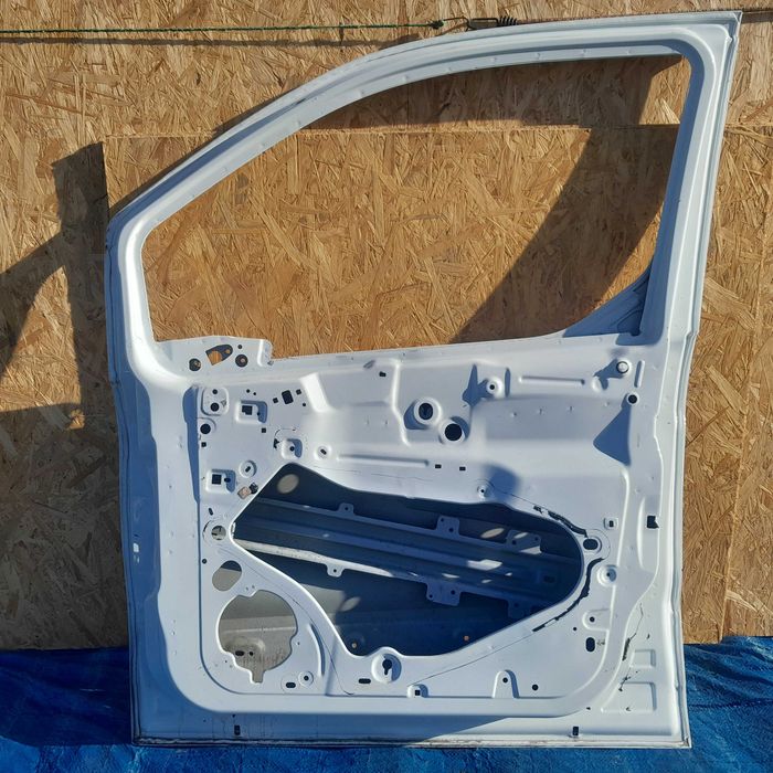 Drzwi Ford Connect MK2 prawe przód