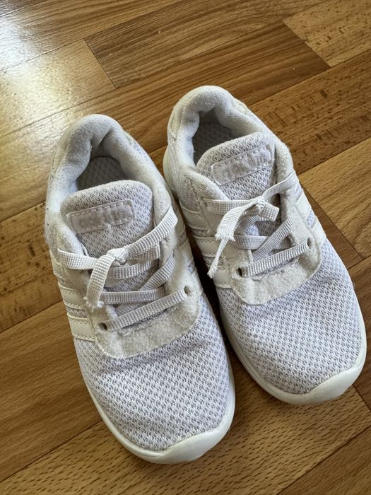 Кросівки Adidas Lite Racer на дівчинку 15.5 см устілка