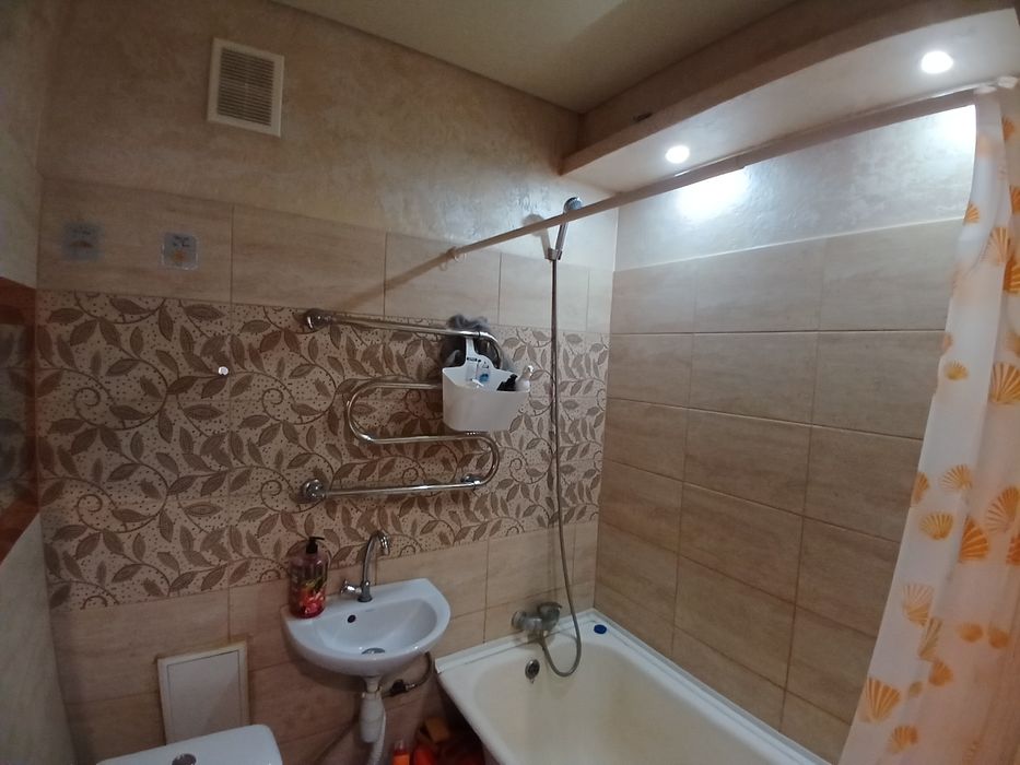 Квартира посуточно, центр на против парка!