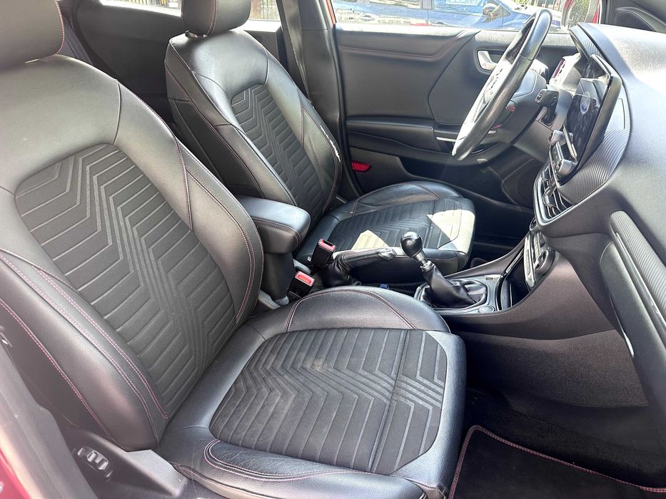 Ford Puma St Line manual 2020 rok