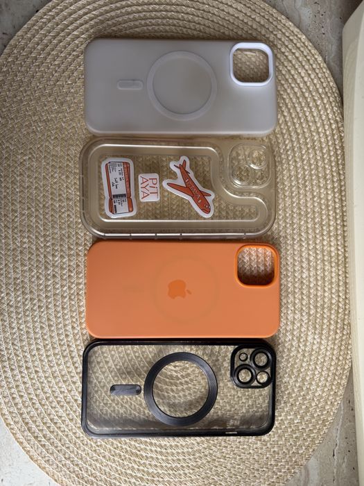 Чохол на iphone 13