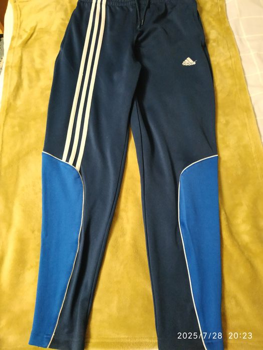 Spodnie dresowe męskie granatowo-niebieskie, r L, adidas, używane