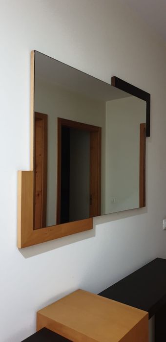 Móvel de madeira decorativo + espelho