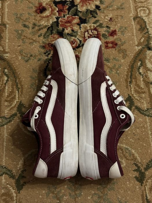 Vans pro-Chima.