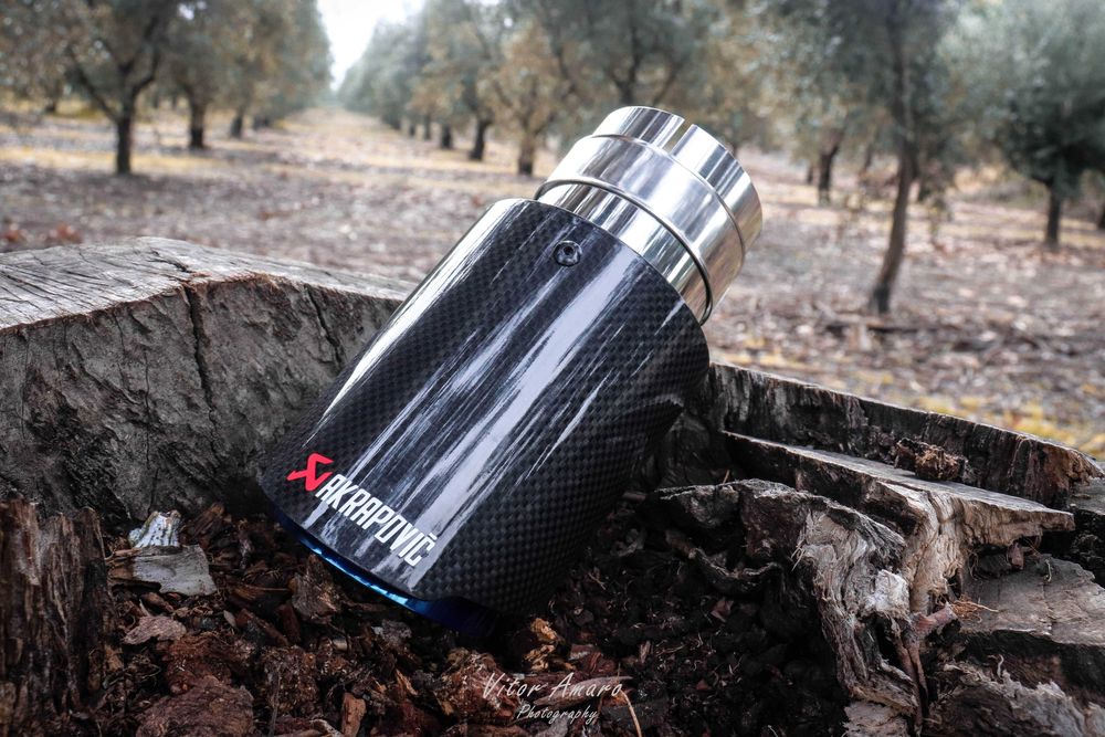 Ponteira de Escape Akrapovic em Carbono Glossy e Inox Burning|NOVA
