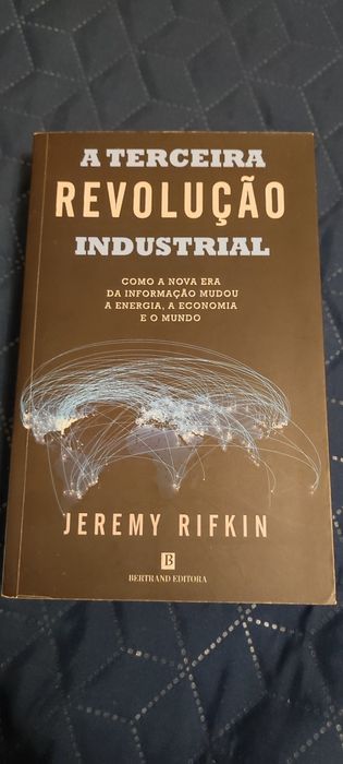 Conjunto livros sobre política economia e sociedade