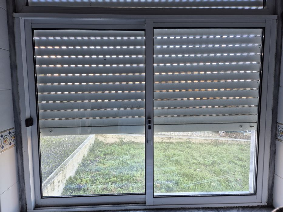 Janelas duplas em alumínio