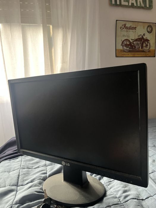 LG Flatron e1911s-BN