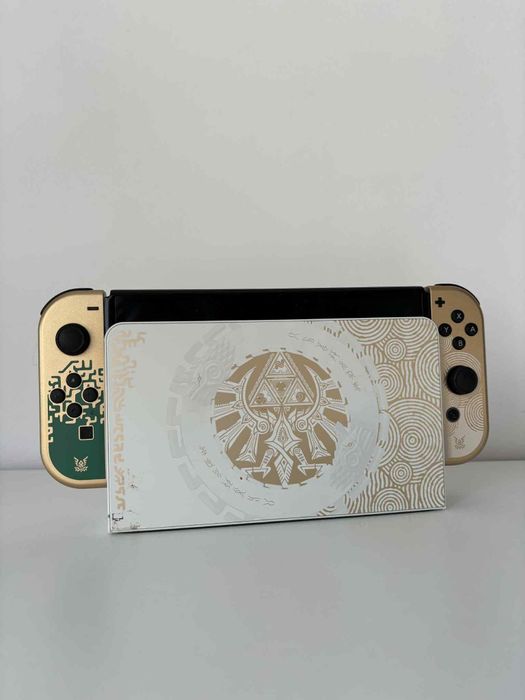 Nintendo switch OLED Zelda Edition