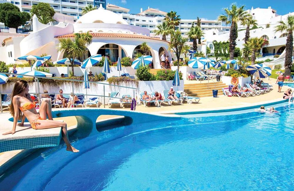 7 Noites no Algarve – T1 c/Cozinha, Piscina e Praia à Porta (29-08-2026 até 05-09-2026)
