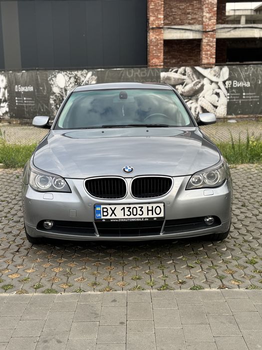 BMW e60 2.0 2004 рік