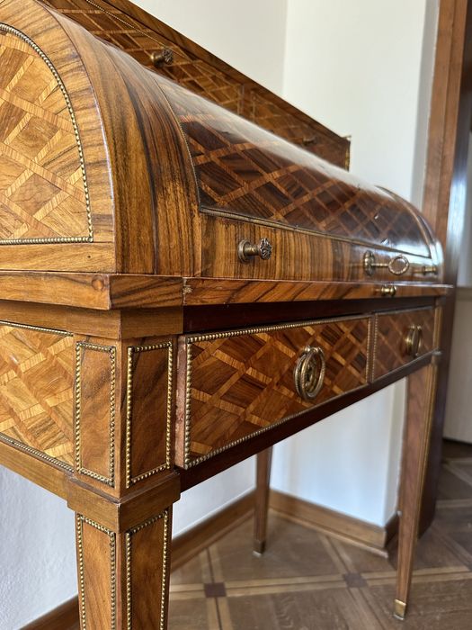 Sekretarzyk damski w manierze Ludwika XVI