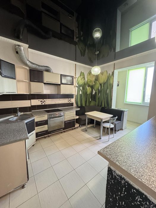 Продам квартиру  на Грушевского