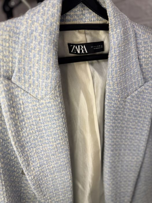 Стильний піджак ZARA, розмір L, блакитний
