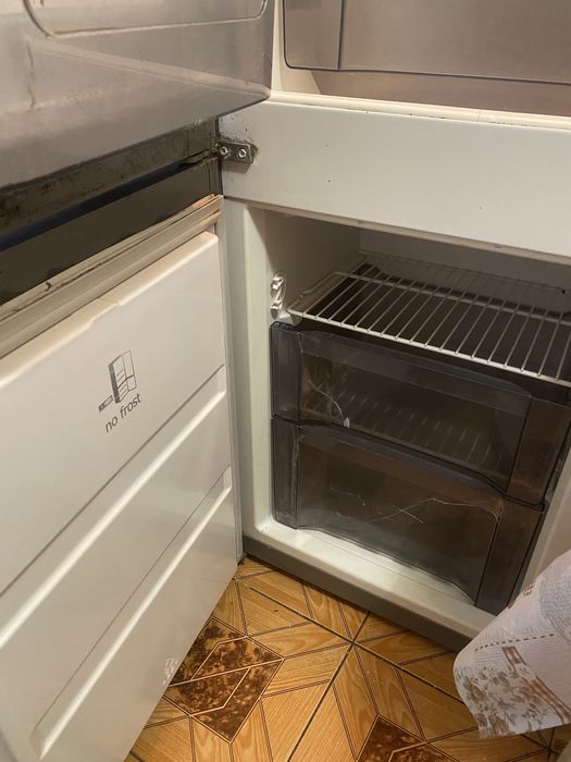 Продам Б у холодильник