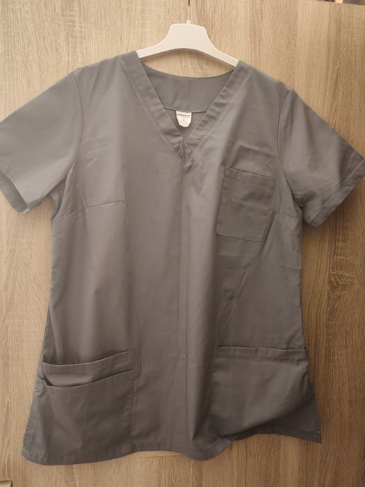 Bluza medyczna nowa
