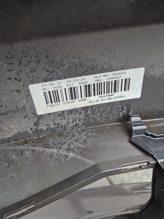 Zderzak przód przedni bmw serii 3 f30 luxury sport line pod pdc rok 12