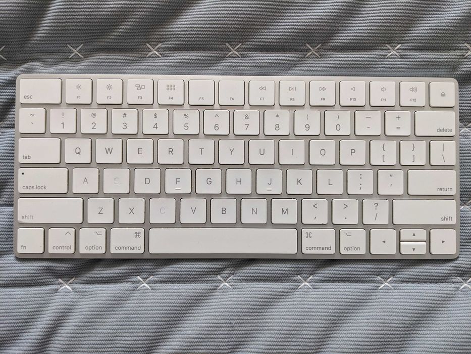 Klawiatura Apple Magic Keyboard / Model A1644 / Układ US / Stan BDB