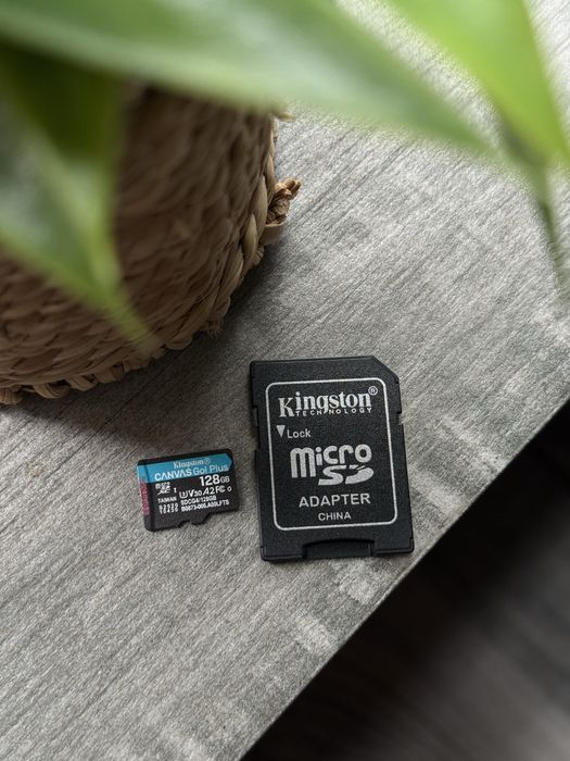 Карта памяти Kingston MicroSDXC 128GB Canvas Go! Plus G4 Class 10 UHS-I U3 V30 A2 + SD- adapter (SDCG4/128GB)