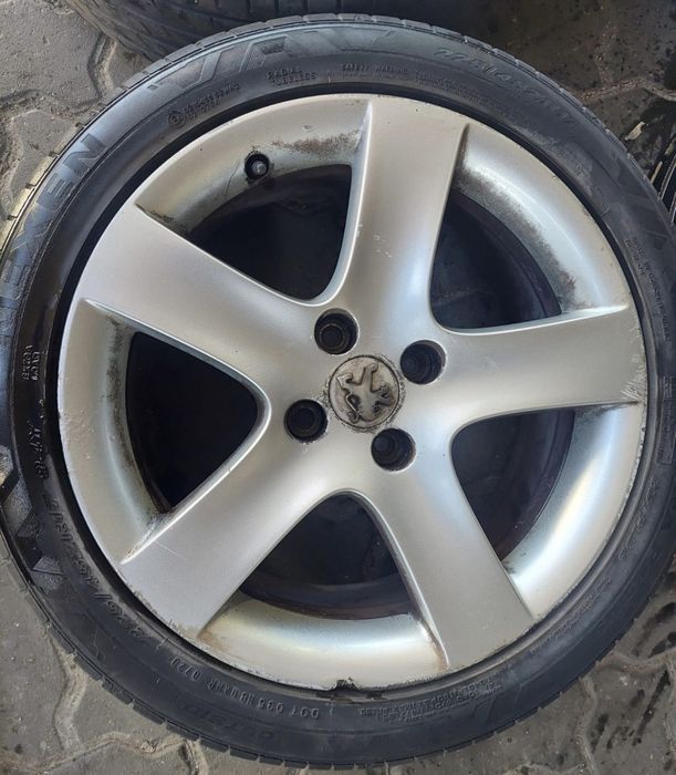 Jantes Peugeot R17 Com Pneus 225/45 Furação 4X108