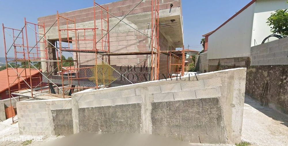 Moradia V3 Independente em Construção na Trofa — Venda Chave na Mão