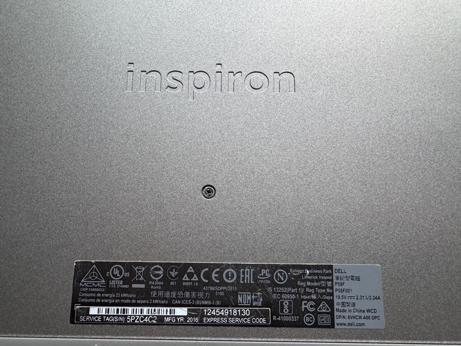 Dell Inspiron 15 5578 2-in-1 i5 / 8GB / SSD + stacja Dell D3100 + torba Dell