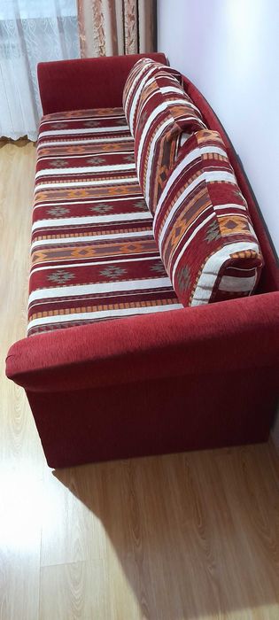 Sofa 2-osobowa rozkładana w b. dobrym stanie