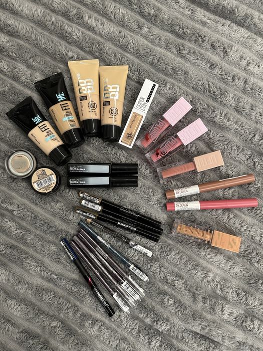 Нова косметика Maybelline помада консилер олівець