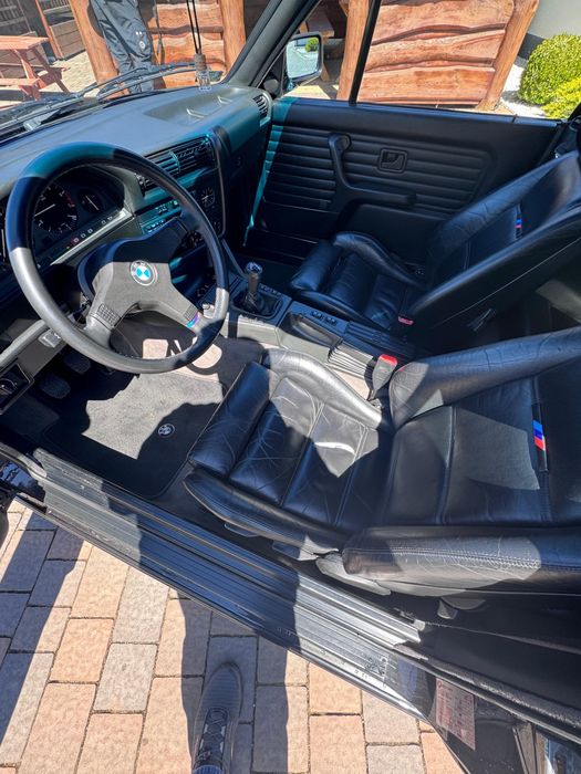 BMW e30 1.8is  Cabriolet