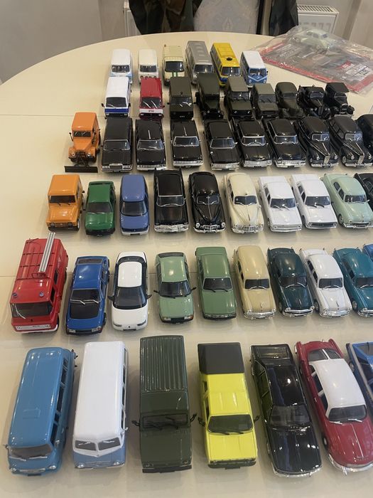 Продам маштабные модели 1/43 автомобилей Ссср