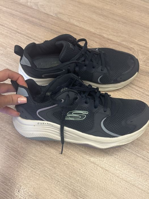 Кроссовки skechers