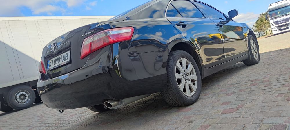 Продам Toyota Camry 40