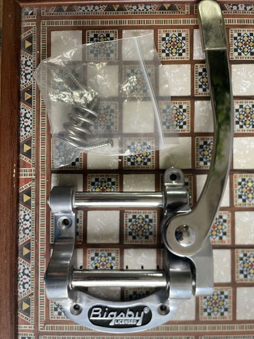 Bigsby B50 - Bigsby Horseshoe - guitarra