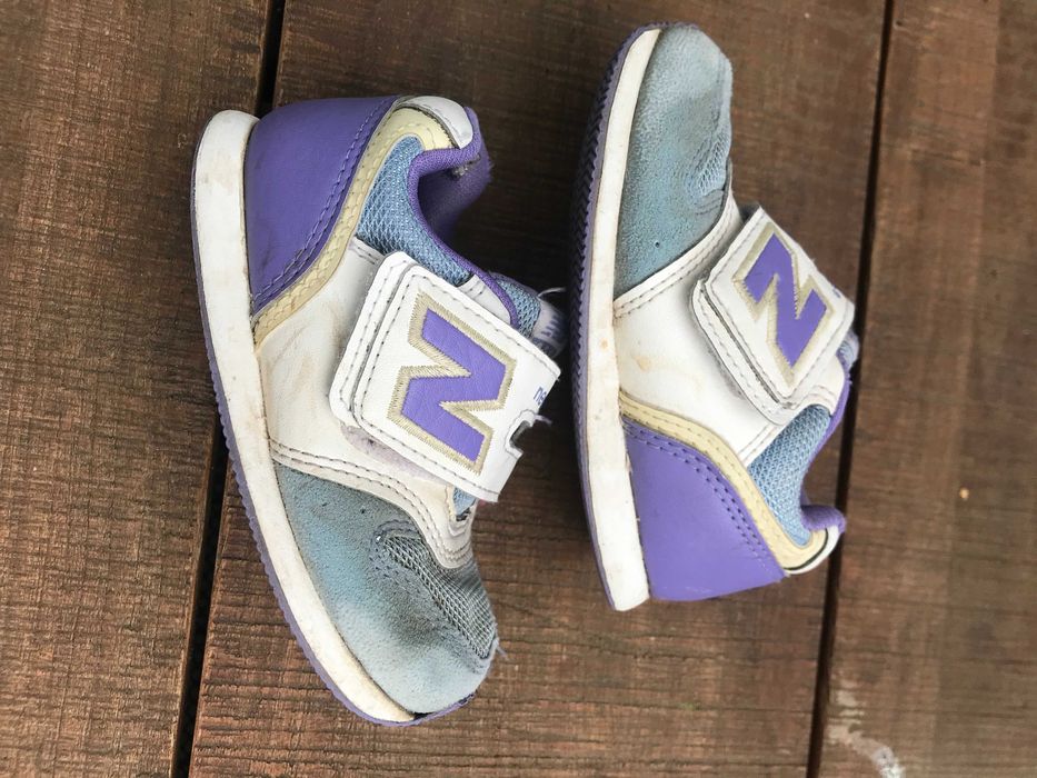 Adidasy New balance 24