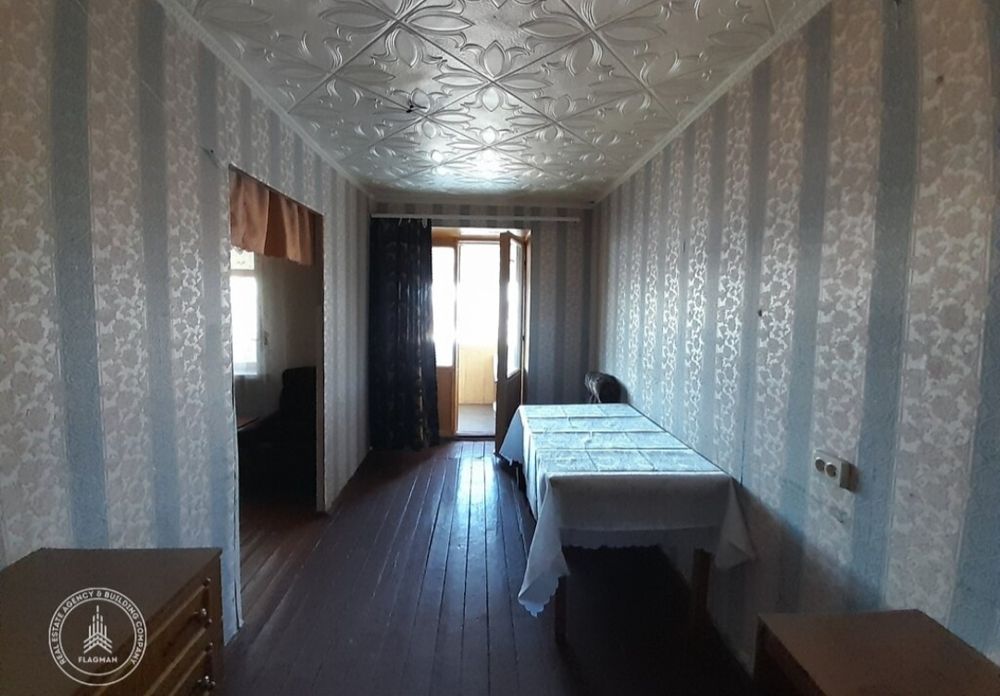 Продається простора кімната в гуртожитку