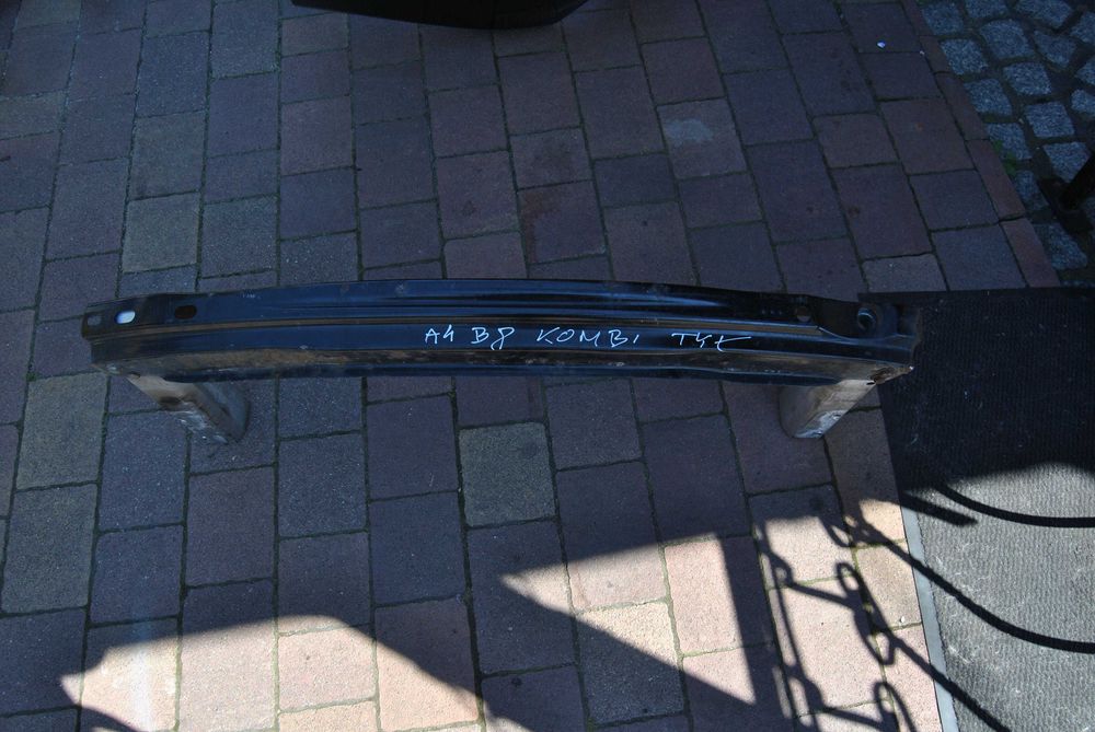 Belka wzmocnienie zderzaka tył Audi A4 B8 kombi