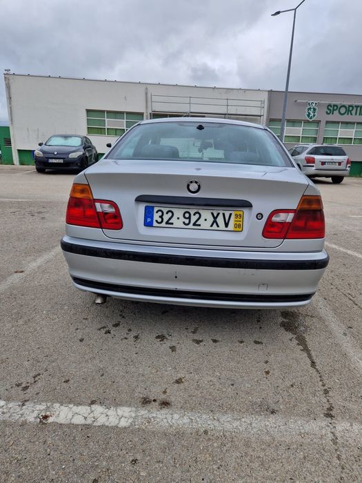 BMW serie 3 320D — photo 4