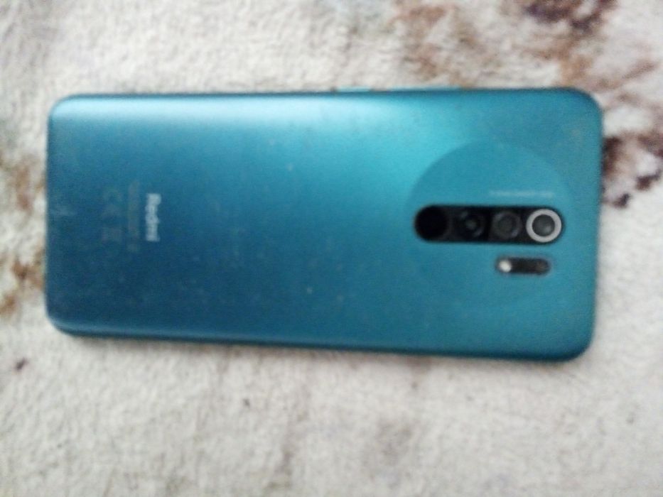 Продам редмі 9 в хорошому стані