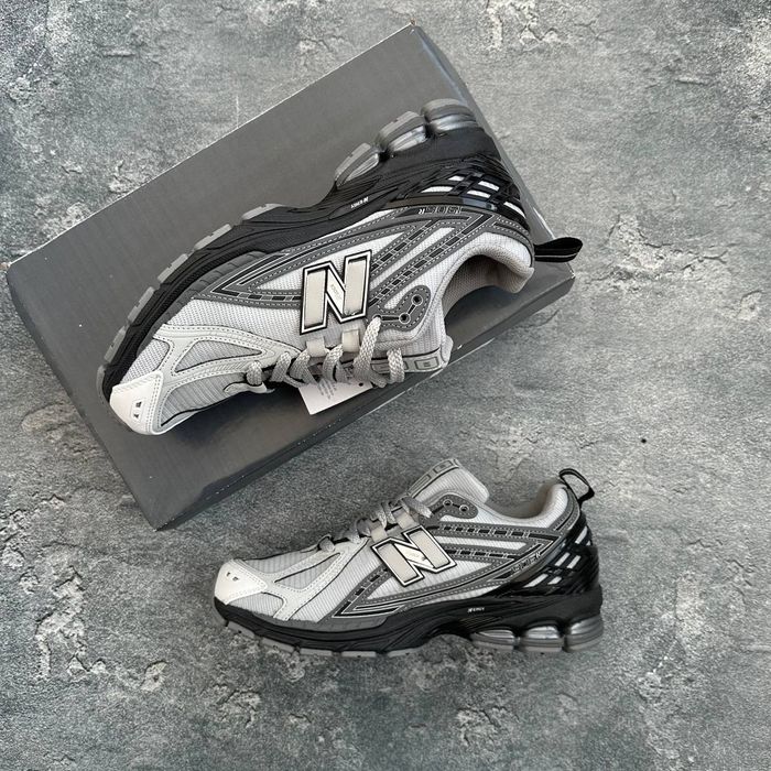 New Balance 1906R Light Grey