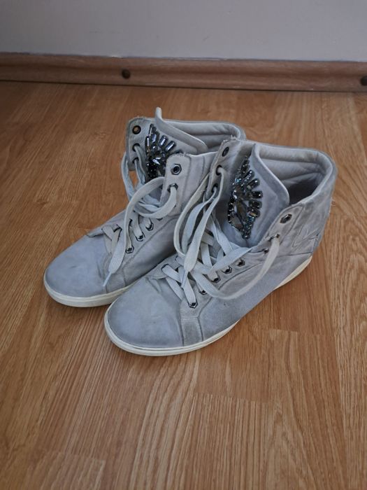 Buty botki szare zamszowe Nina B ukryty koturn r.37