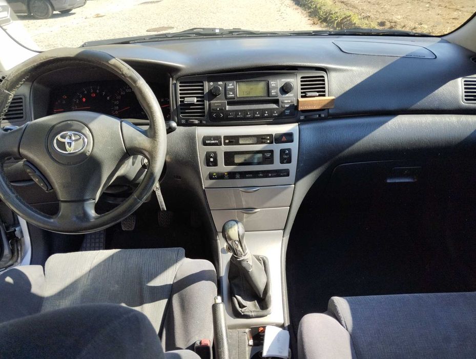 Toyota Corolla 1.4 VVT I Sol,  2003 — photo 4