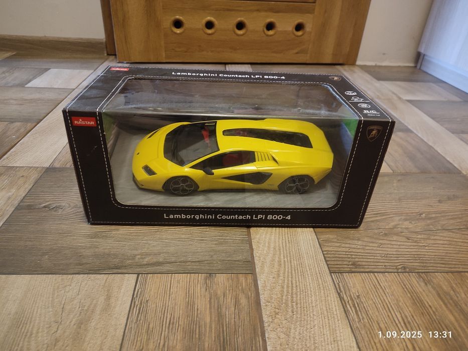 Nowy samochód zdalnie sterowany Lamborghini Countach LPI 800-4