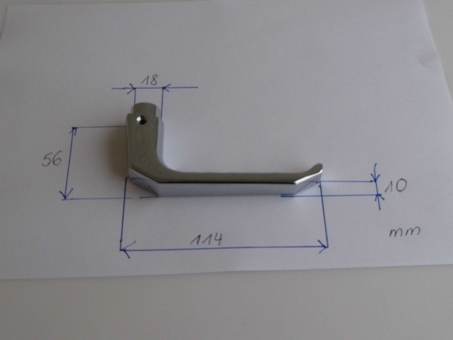 Klamka drzwi zewnętrznych metalowa CHROM