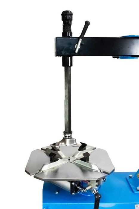 Montażownica do kół wymiany opon kół osobowych KM-20P Kupczyk