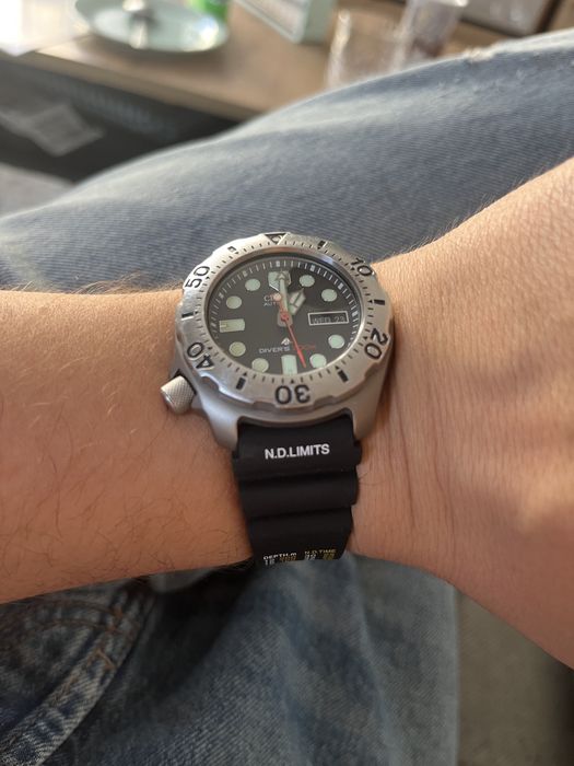 Citizen Promaster 200m Automatic Titanium