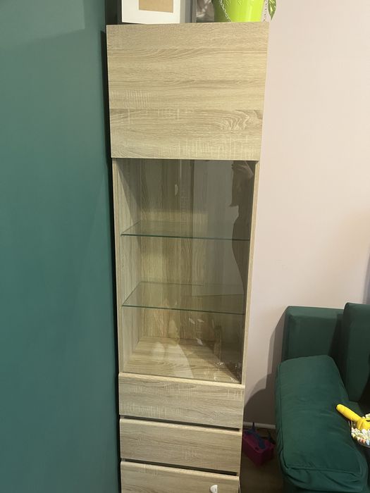 Szafka/witryna z półkami