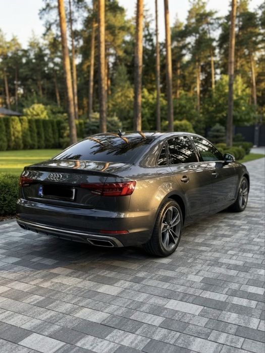 Audi A4 2019 VIN WAUGMAF4XKN021038 фото оголошення 5 з 13